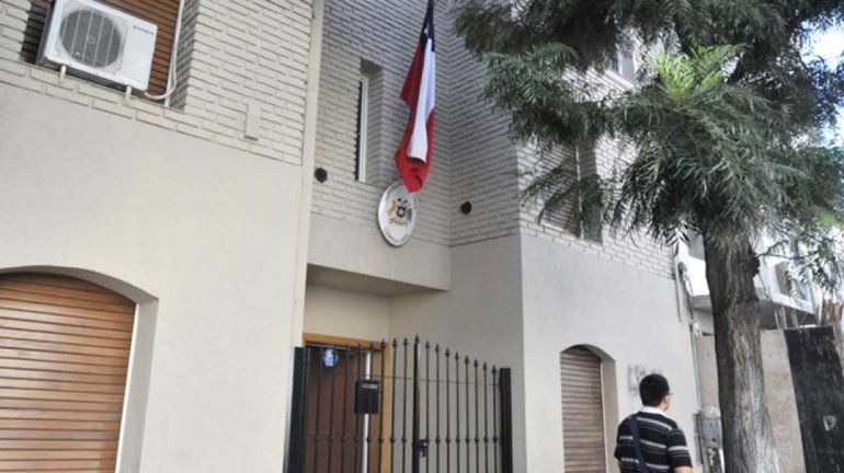 Investigan al cónsul chileno en Córdoba por tráfico de personas