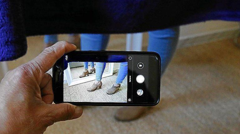 Denunció que un depravado la filmó mientras se probaba ropa en un local del Bajo