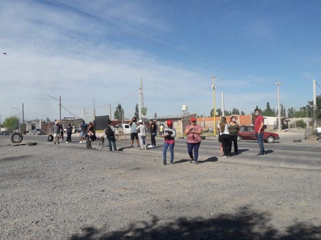 Cortan Parque Industrial en reclamo de una posta policial: Basta de promesas