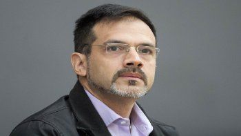 denuncian beneficios en la licencia del ginecologo rodriguez lastra denuncian beneficios en la licencia del ginecologo rodriguez lastra