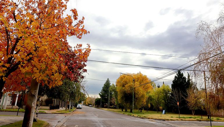 Después de un lunes primaveral en Neuquén: el martes llega con aire frío en Neuquén