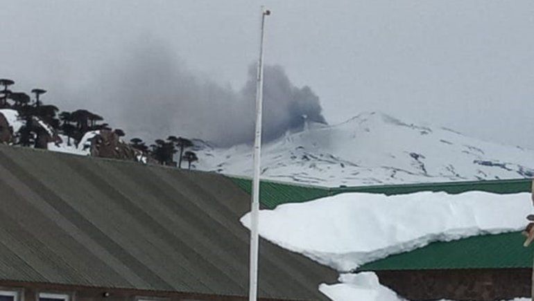 La ceniza que emitió el volcán Copahue y llamó la atención de todos