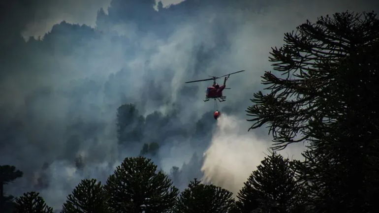 600 personas, nueve aeronaves y otros detalles del despliegue de la Provincia por los incendios