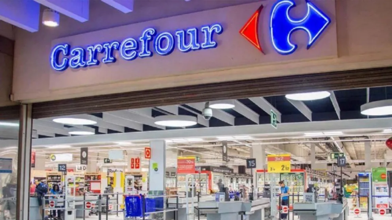 La venta de Carrefour se trata de un movimiento que reconfigura el tablero comercial argentino. | LM Neuquen La venta de Carrefour se trata de un movimiento que reconfigura el tablero comercial argentino.