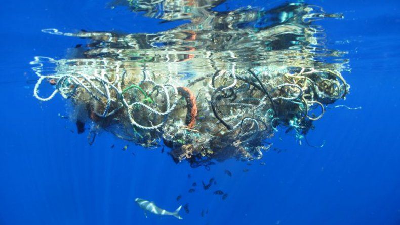 Ambientalistas quieren que una isla de basura integre la ONU