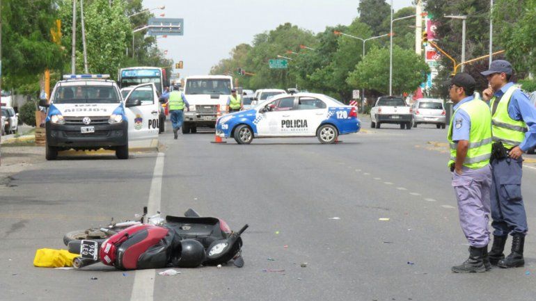 Un motociclista herido tras un choque en la Ruta 22