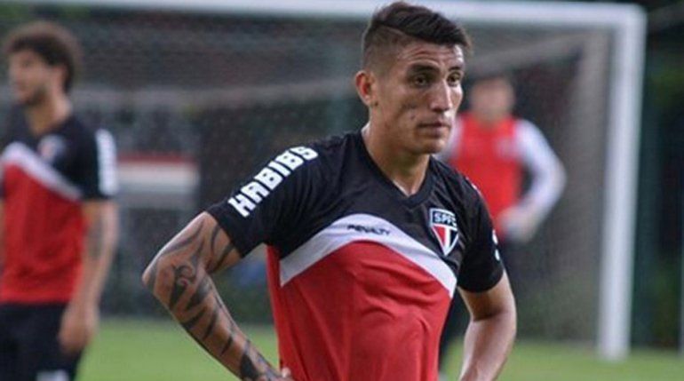 Una pedido de San Pablo demora el pase de Centurión