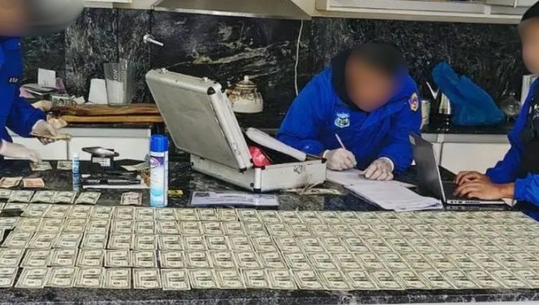 La paciente investigación de la Policía neuquina permitió esclarecer el robo que tuvo como víctima a una jubilada. La paciente investigación de la Policía neuquina permitió esclarecer el robo que tuvo como víctima a una jubilada.