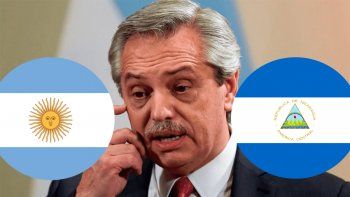 el viral y grosero error de alberto en las redes: confundio la bandera el viral y grosero error de alberto en las redes: confundio la bandera