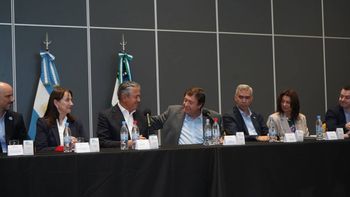es clave defender nuestros recursos naturales, neuquen y rio negro se unen en una cumbre en el domuyo