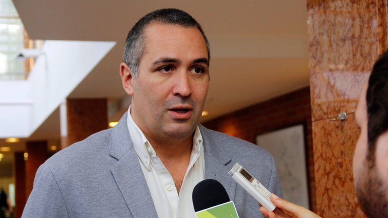 Sánchez dijo que el Gobierno debería hacerse cargo de los problemas.