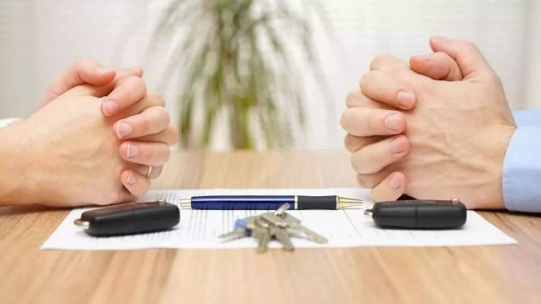 El nuevo seguro incorpora asistencia emocional, legal y doméstica para atravesar el período posterior a una separación. | LM Neuquen El nuevo seguro incorpora asistencia emocional, legal y doméstica para atravesar el período posterior a una separación.