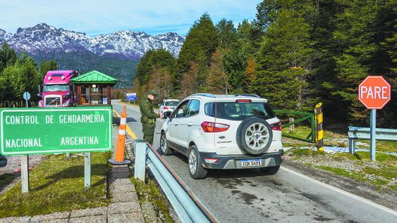 Hoy, desde Neuquén se puede cruzar por tres pasos a Chile.