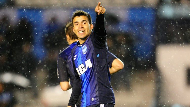 El neuquino Acuña fue clave con el empate