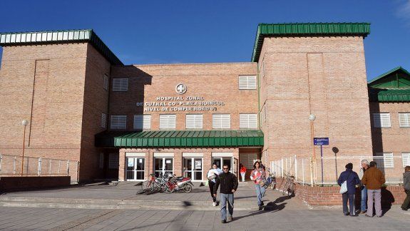 una fiesta de disfraces termino con dos adolescentes tajeados