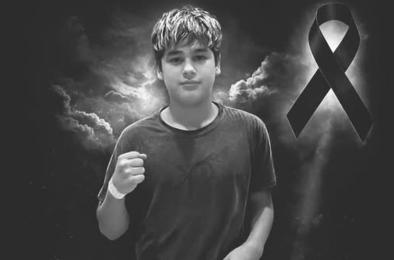 B.L., o "Brus", el chico de 16 años asesinado en un boliche de Puerto Madryn, Chubut. B.L., o "Brus", el chico de 16 años asesinado en un boliche de Puerto Madryn, Chubut.