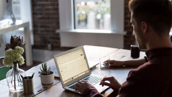 ¿Cómo funciona la Ley de Teletrabajo en España?