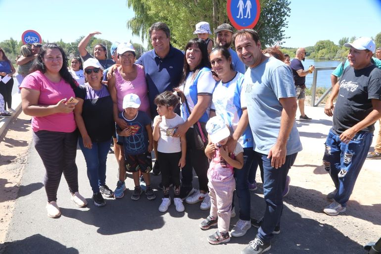 Gaido aseguró obras para extender el Paseo Costero sobre el río Neuquén 
