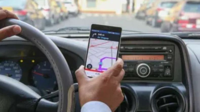 Estudiantes de la UNCO desarrollan una app de viajes colaborativos. Foto: archivo. | LM Neuquen Estudiantes de la UNCO desarrollan una app de viajes colaborativos. Foto: archivo.