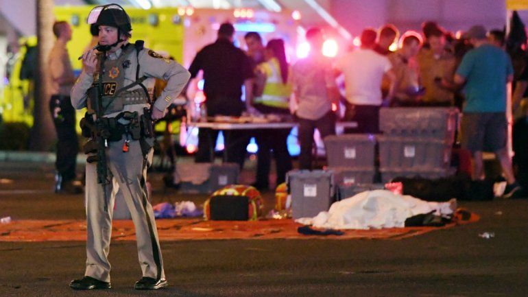 La chica de 27 años dijo que fue acompañante de Paddock nueve veces y lo definió como obsesivo y paranoico.