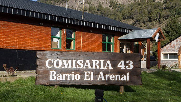 Defendió a su madre de su expareja y lo apuñaló