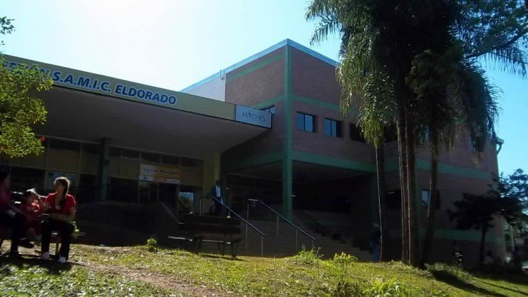 Un gendarme quiso matar a su esposa a balazos y se suicidó