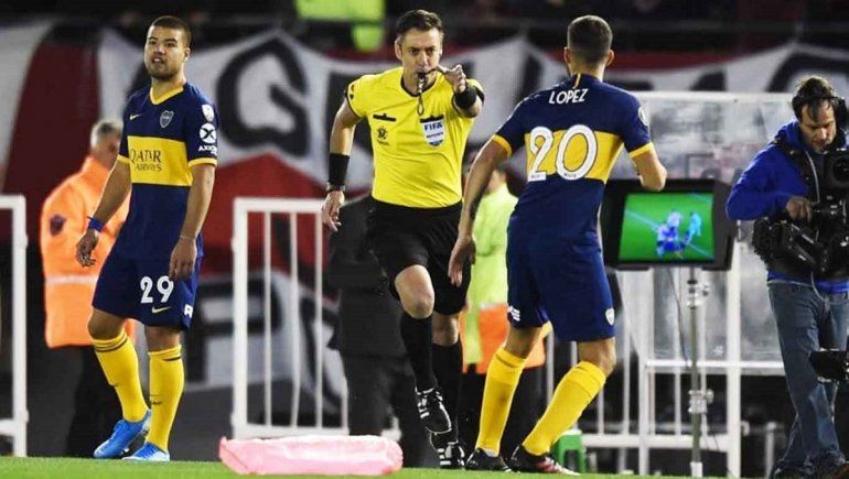 Raphael Claus en el juego de Boca vs River en Copa Libertadores.