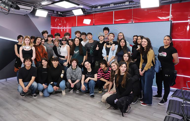 Alumnos del colegio Jean Piaget visitaron LMNeuquén