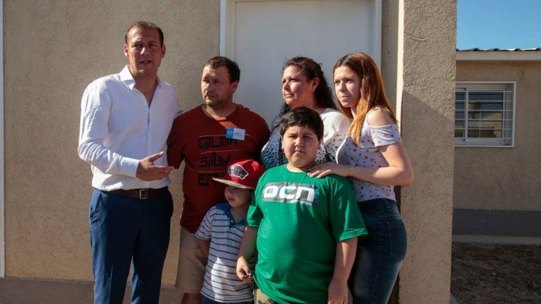 Entregaron casas para el personal  de enfermería