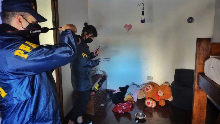 Detienen a expolicía por distribución de pornografía infantil