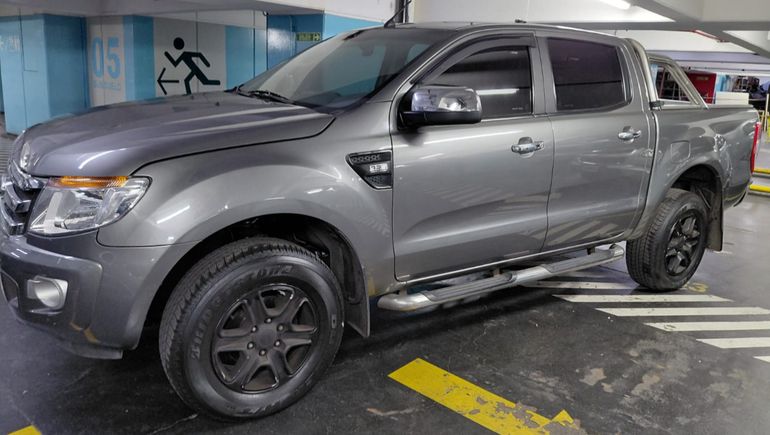 Ford Ranger de la Cámara de Diputados que subasta el Banco Ciudad.