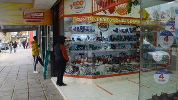 Comercios abiertos restricciones (3).JPG