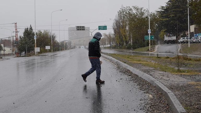 Alerta meteorológica: vuelve la lluvia y el frío a Neuquén