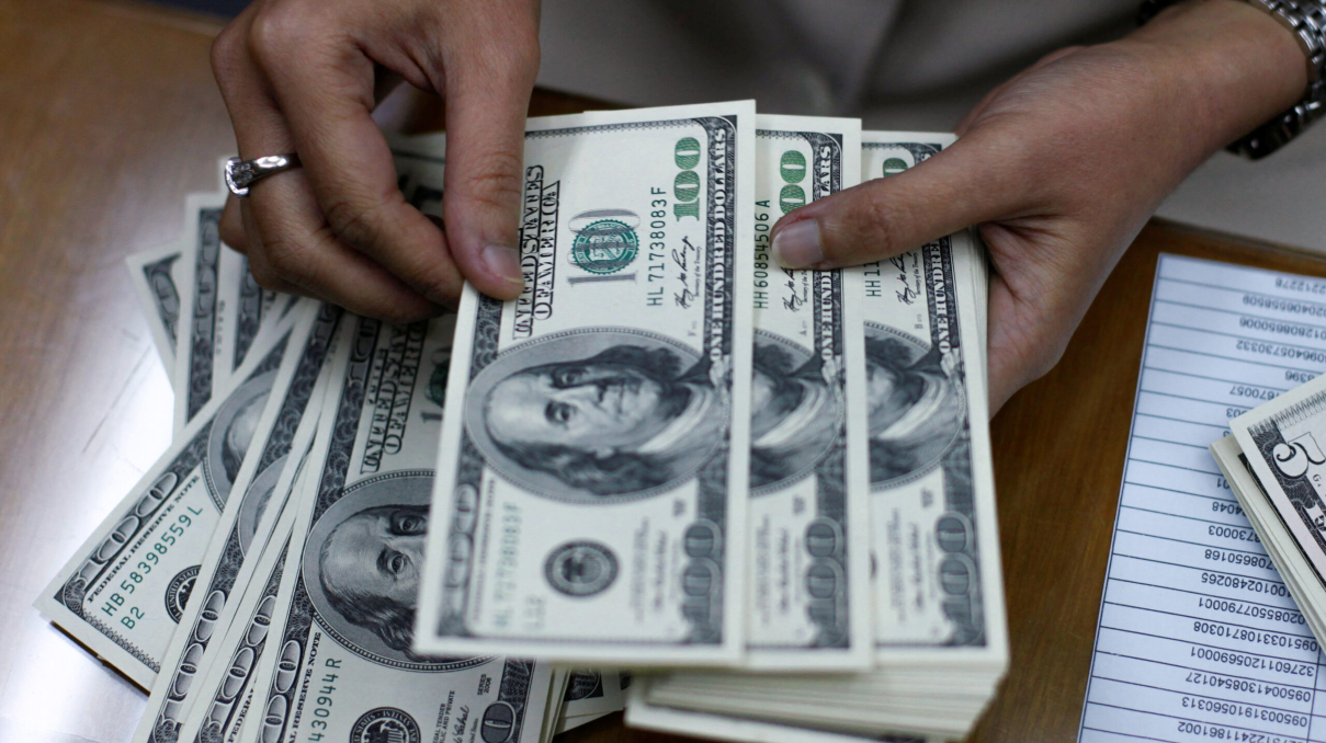 Cuánto el dólar costará en marzo y hasta cuándo continuará el cepo