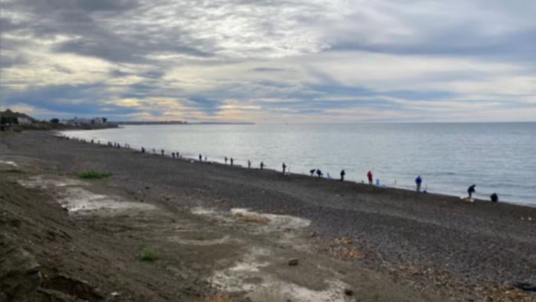 La playa donde se produjo el hallazgo, en la costanera de la zona norte de Comodoro Rivadavia. La playa donde se produjo el hallazgo, en la costanera de la zona norte de Comodoro Rivadavia.