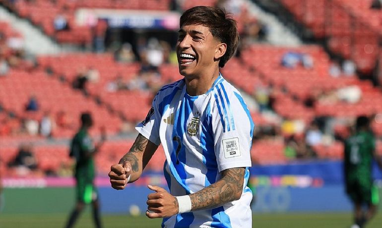 Con el público chileno en contra, Argentina aplastó a Nigeria y avanza en el Mundial sub 20