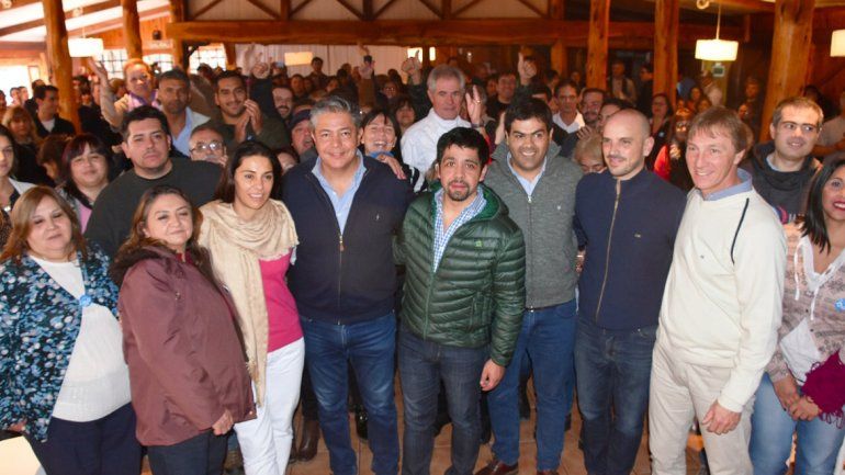 Figueroa llamó a ser rebeldes y  le apuntó a 2019