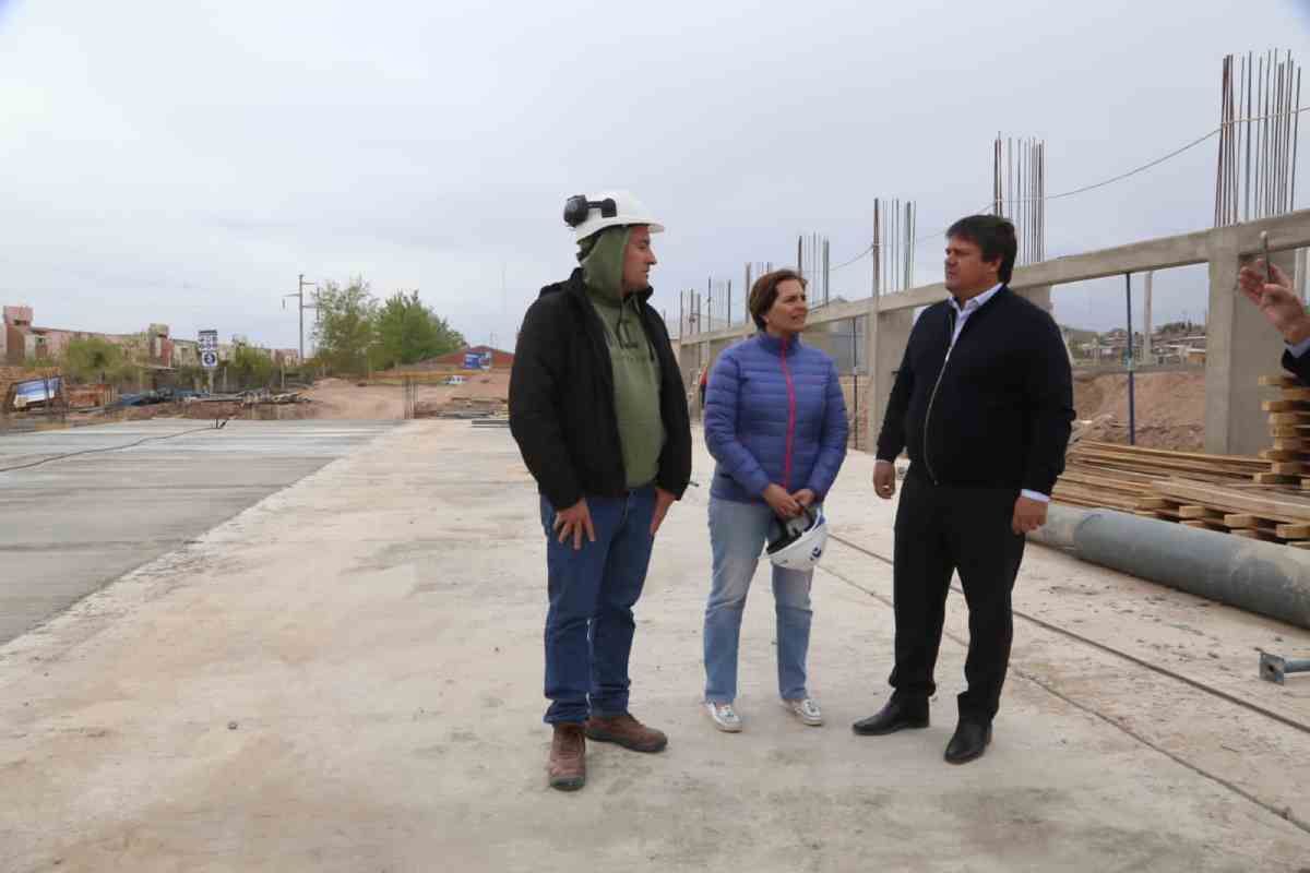 Gaido recorrió la obra del SAF de Parque Industrial