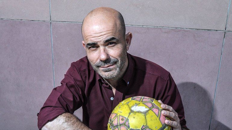 El presente rojo, una reparación