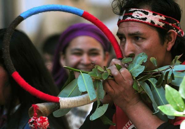 Mapuches celebran su Año Nuevo en Pampa del Malleo