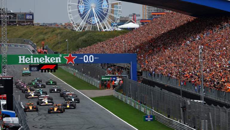 Intensa carrera en el GP de Países Bajos