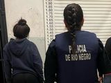 Las dos mujeres acusadas de asaltar a la taxista fueron detenidas por efectivos de la Comisaría 4ta cerca del hecho. 