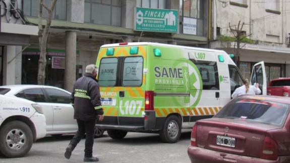 La mujer cayó al vacío desde el piso 8 del edificio&nbsp;