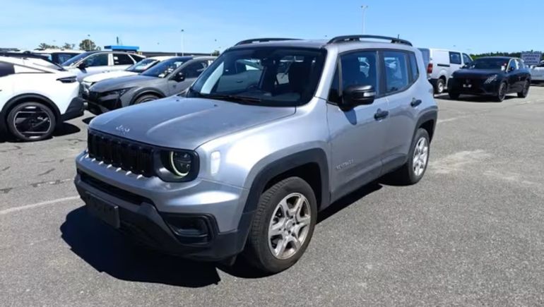 Jeep Renegade, uno de los SUV que se subasta. Jeep Renegade, uno de los SUV que se subasta.