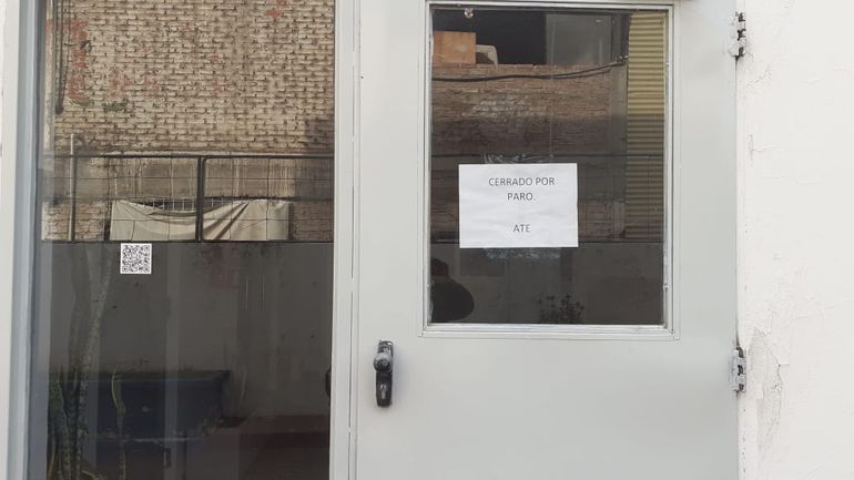 ATE está con medida de fuerza por el reclamo de pago de ítems. Un tema administrativo complejo, bajo auditoria. ATE está con medida de fuerza por el reclamo de pago de ítems. Un tema administrativo complejo, bajo auditoria.