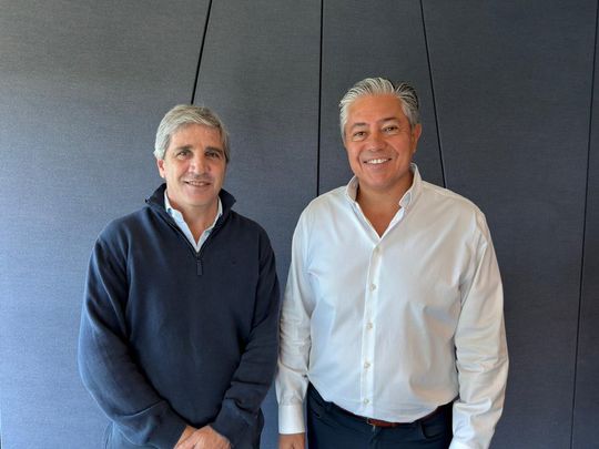 Luis Caputo y Rolando Figueroa.