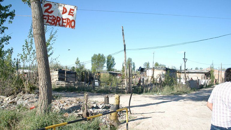 El feroz enfrentamiento a tiros fue en una de las casas de la toma 2 de Febrero.