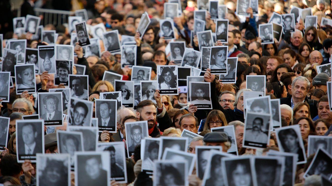 El acto frente a la AMIA vuelve a la presencialidad