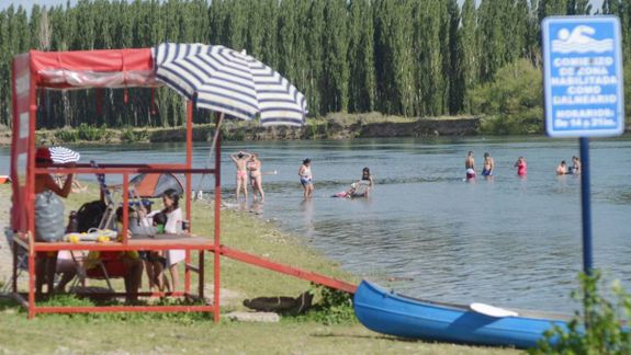 El hecho ocurrió este domingo de calor extremo en el balneario Valentina Sur.