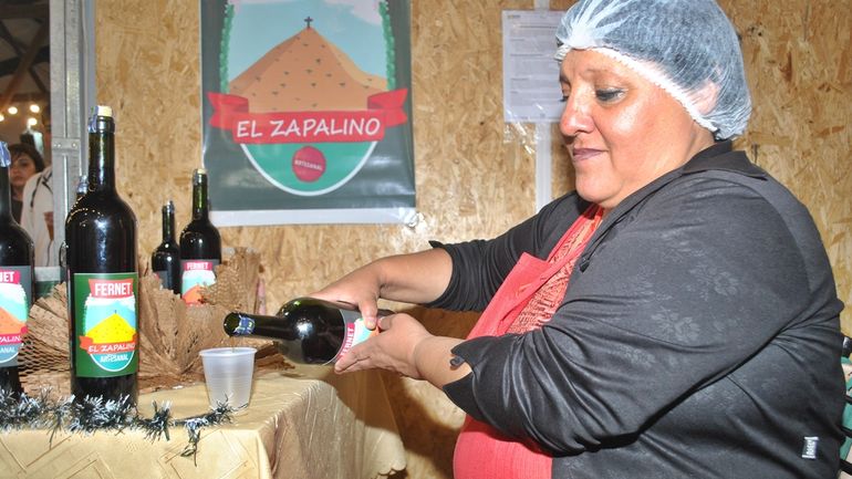 Un Fernet con particular sabor zapalino busca nacionalizar la marca